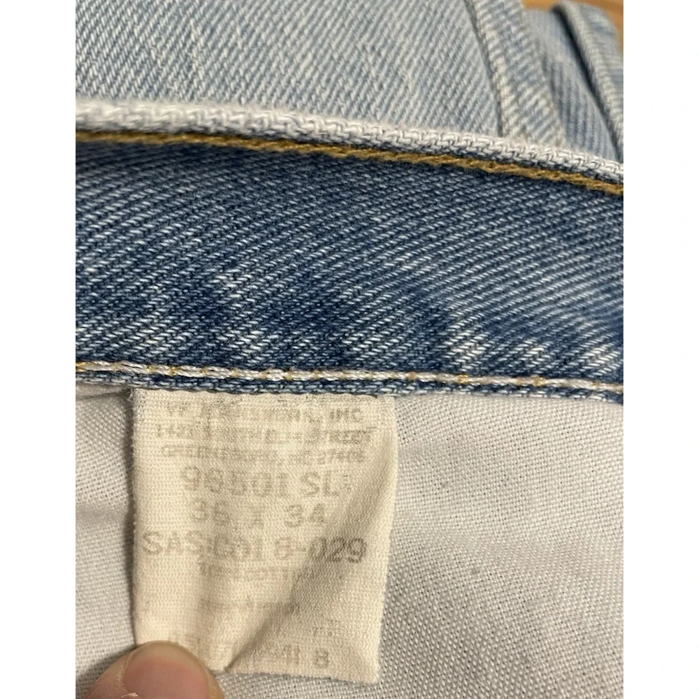 Wrangler Men's Jeans -Premium Quality- Light Wash Denim Blue Size 36x34 Regular